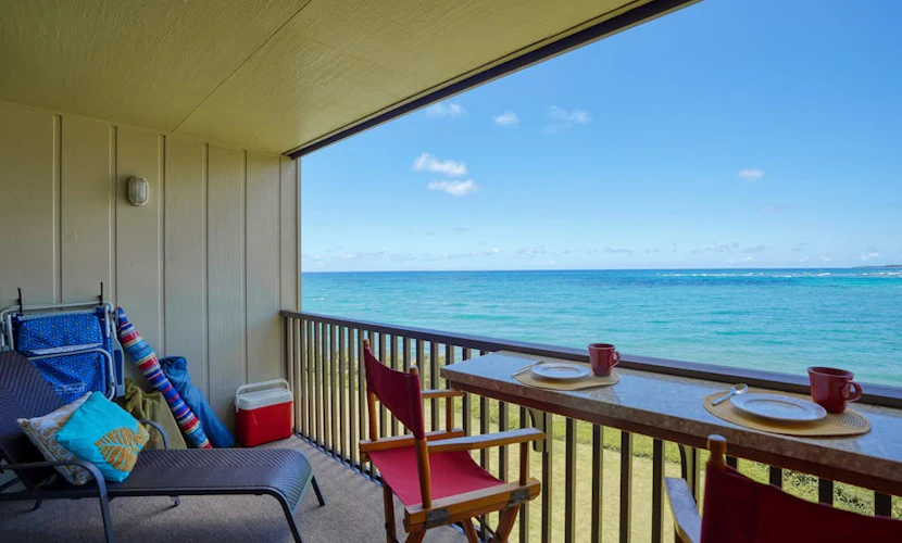 Wailua Bay View Condo w/Private Washer/Dryer, Shared Pool, WiFi - Near Beaches