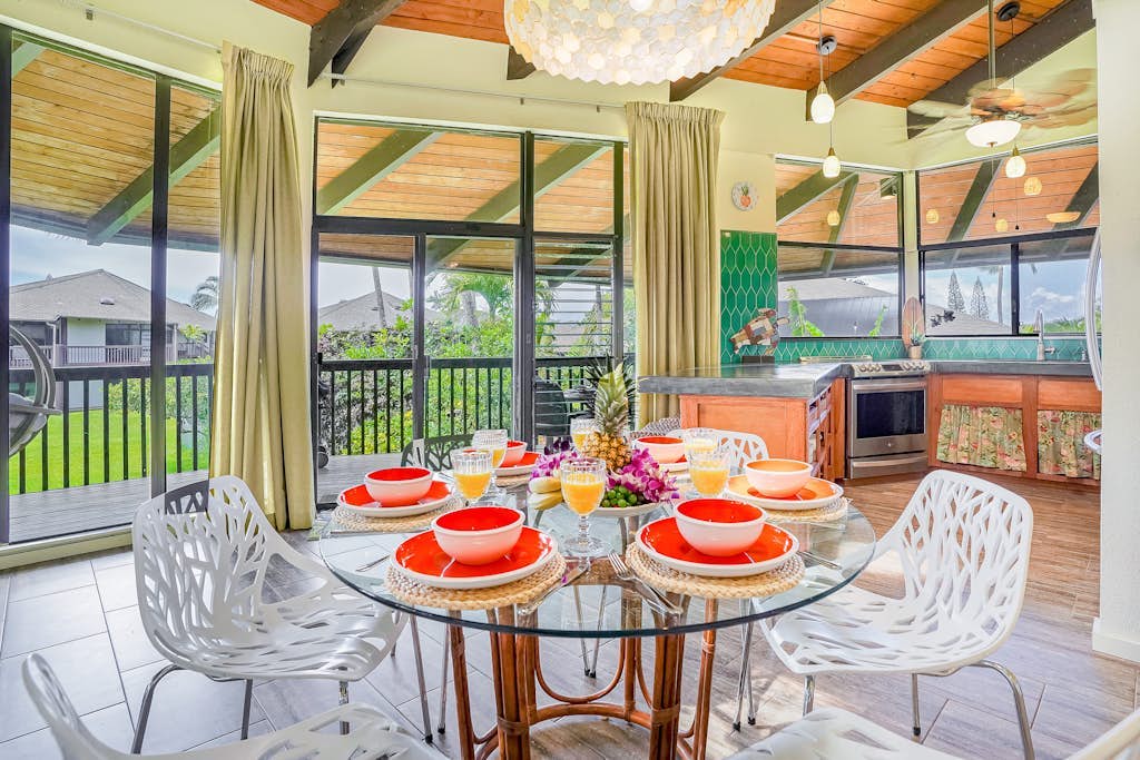 Colorful & open condo w/free WiFi, furnished deck, & shared pool - near golf