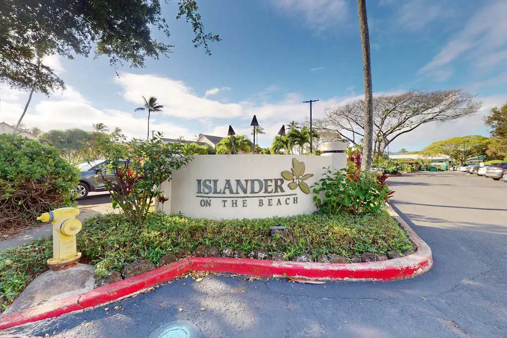 Islander on the Beach 211