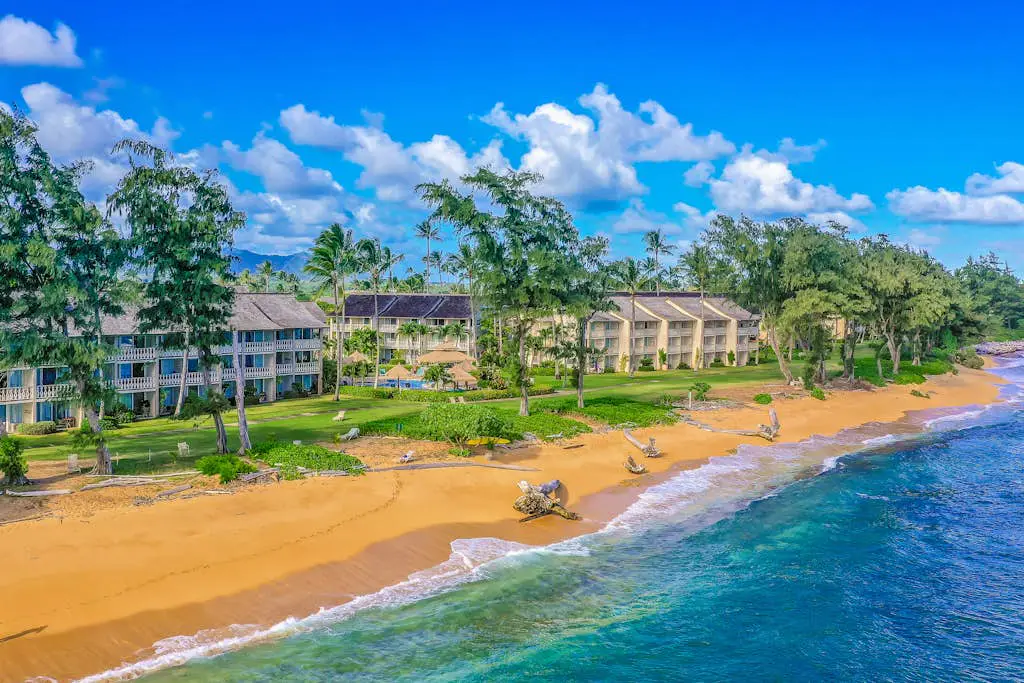 Islander on the Beach 211