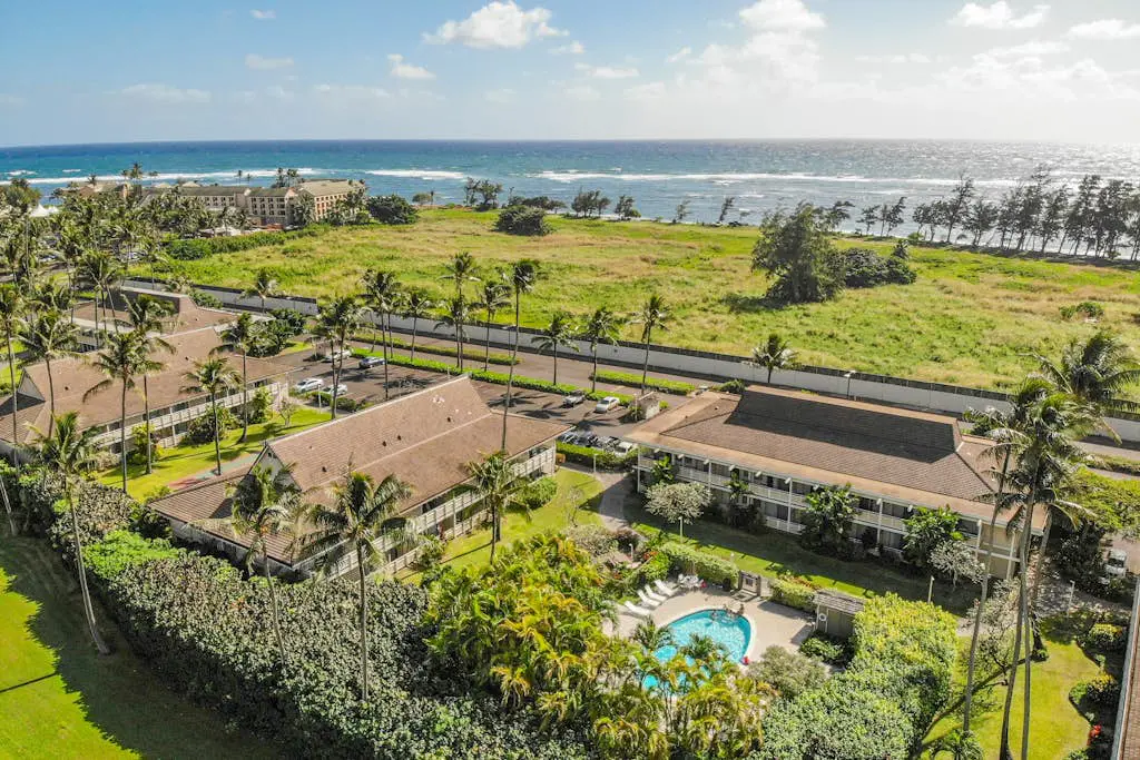 Salt & Palms at Plantation Hale E3