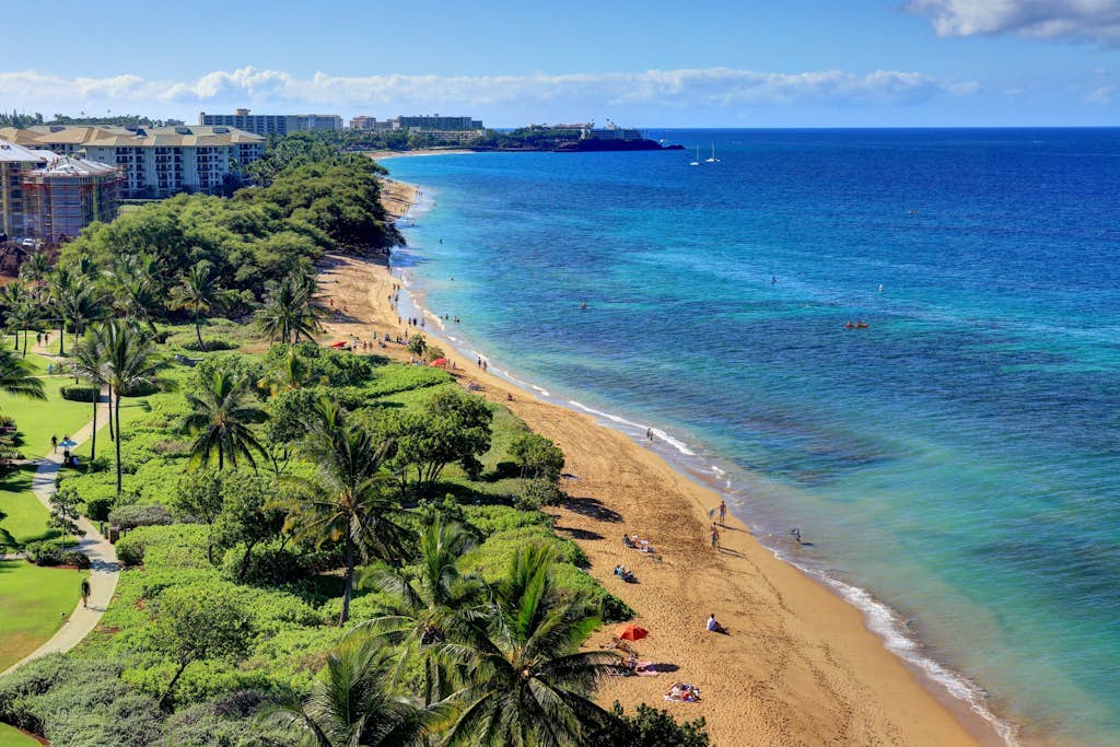 Perfect oceanfront escape with resort pool, hot tub & gorgeous views