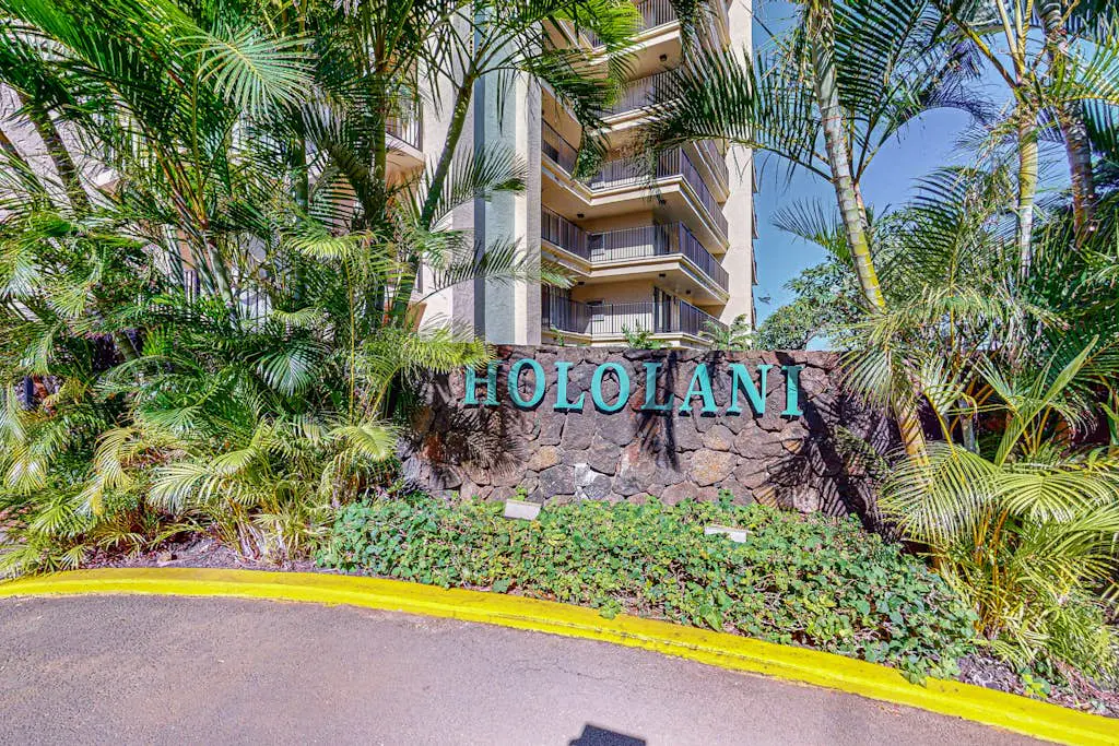 Hololani B504