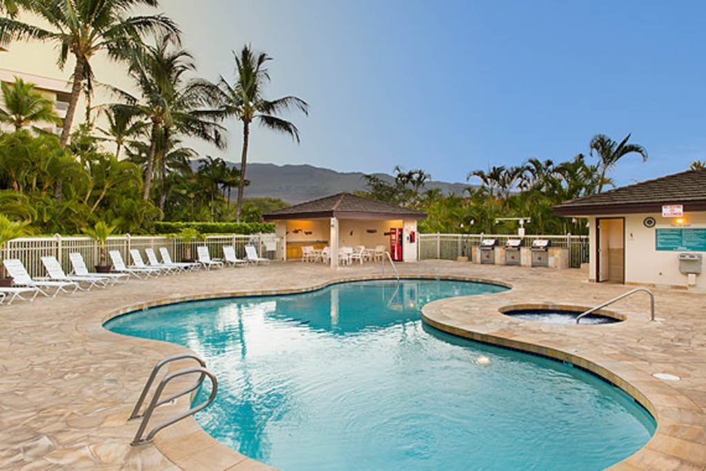 Maui Banyan Q203 & Q203A