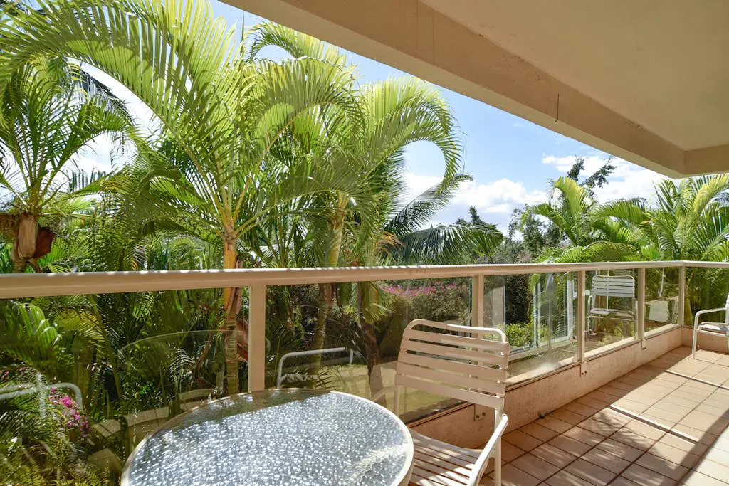 Maui Banyan Q203 & Q203A