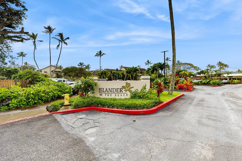 Islander on the Beach 204