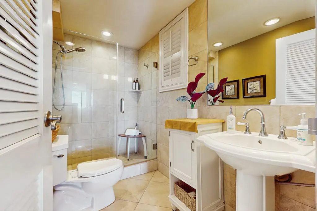 Kuhio Shores 212