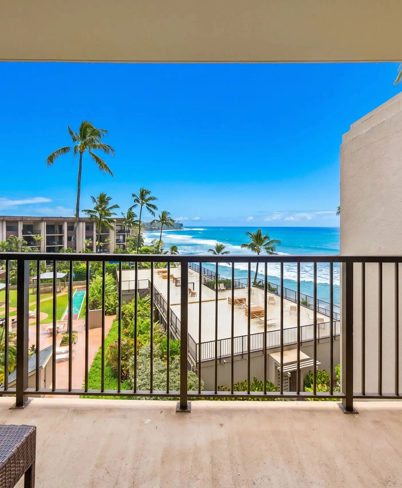 Hale Ono Loa 406
