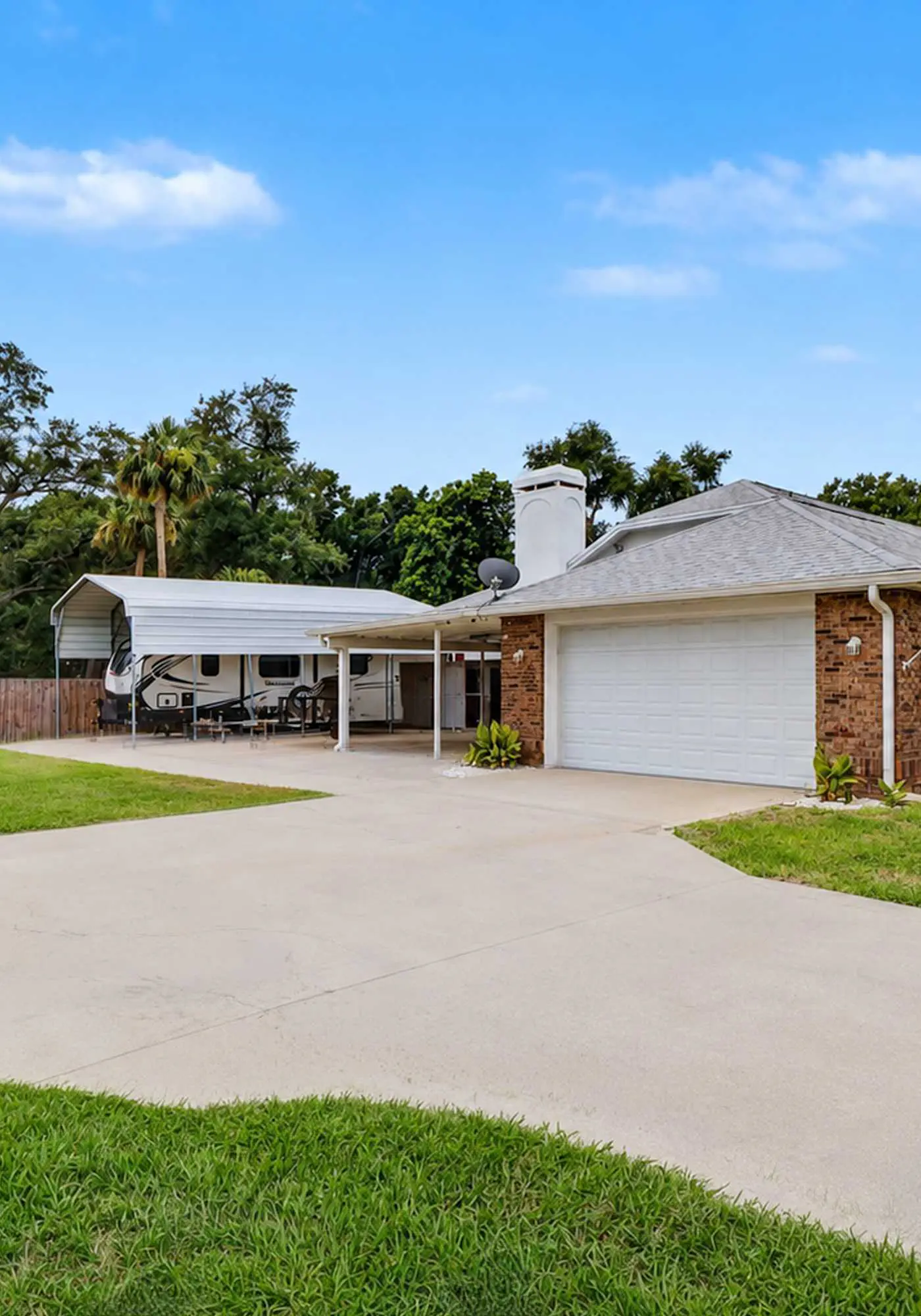 Resort-Style Estate w/ Heated Pool, Theater & Pickleball