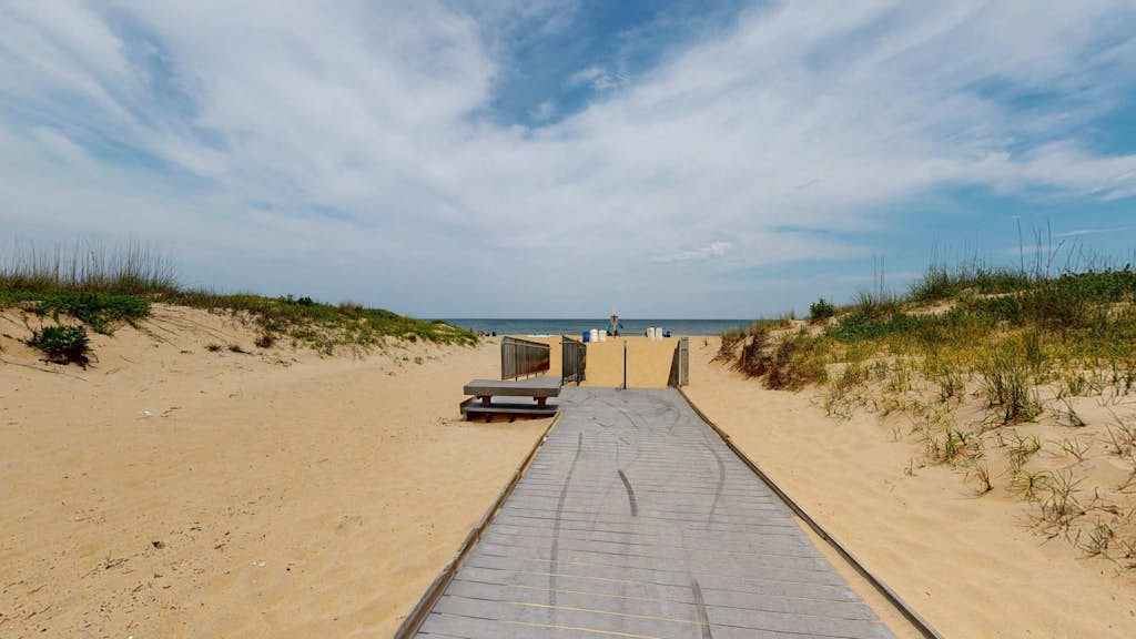 Dog-friendly coastal retreat!