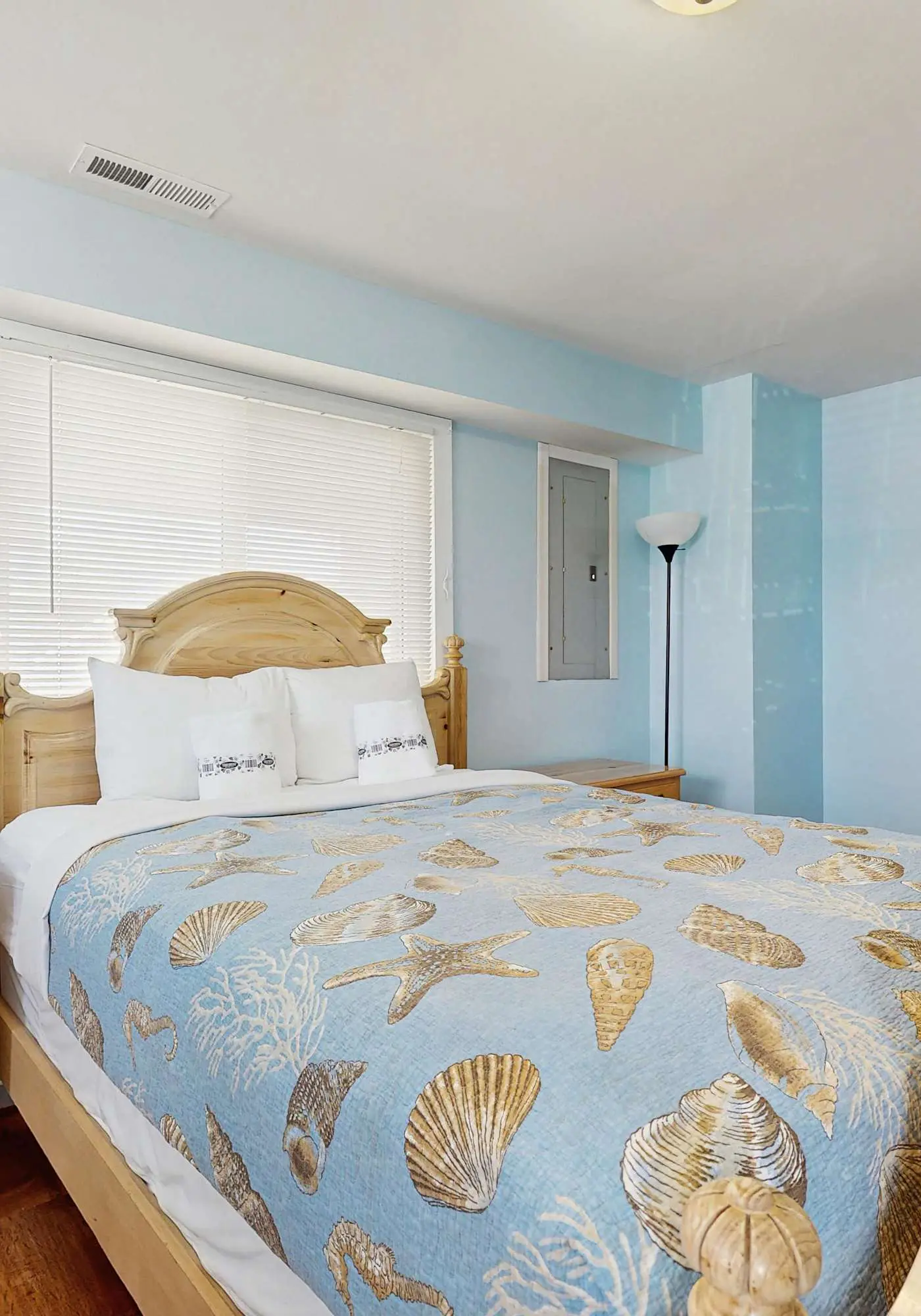 Sandbridge Gem with Sunroom, Private Pool & Yard