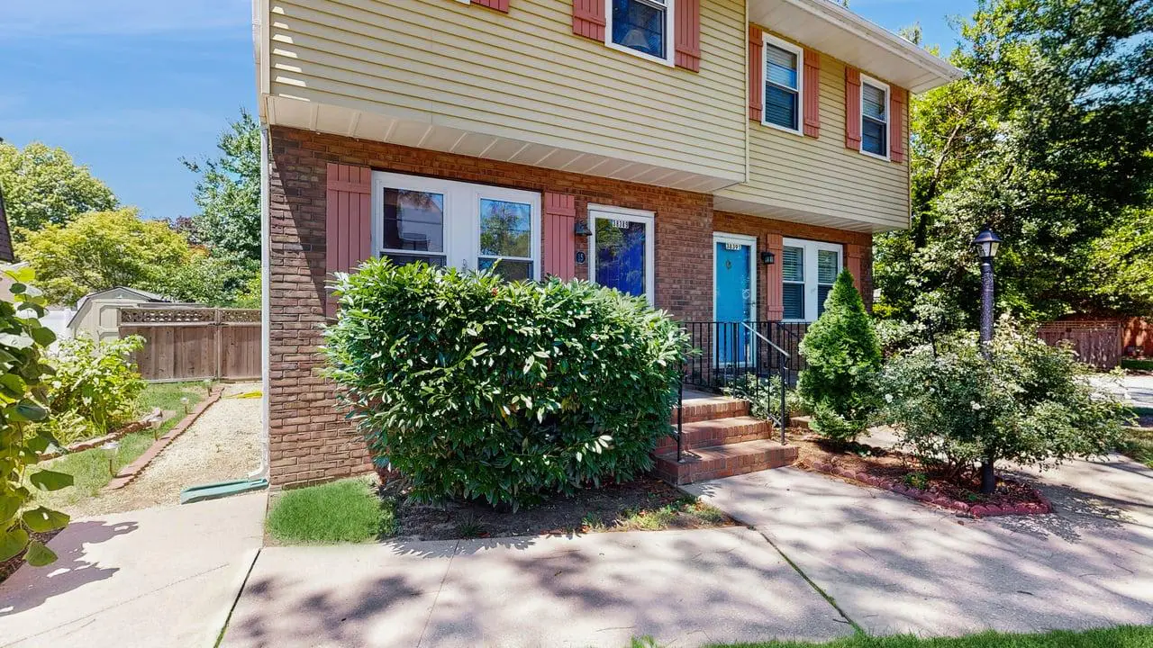 38389 F Benson St #15