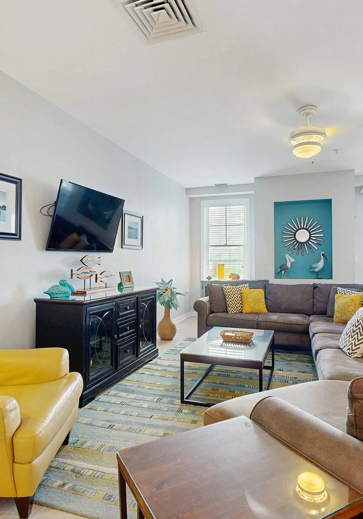 Bayside Condo Steps to Beach with Resort Pools
