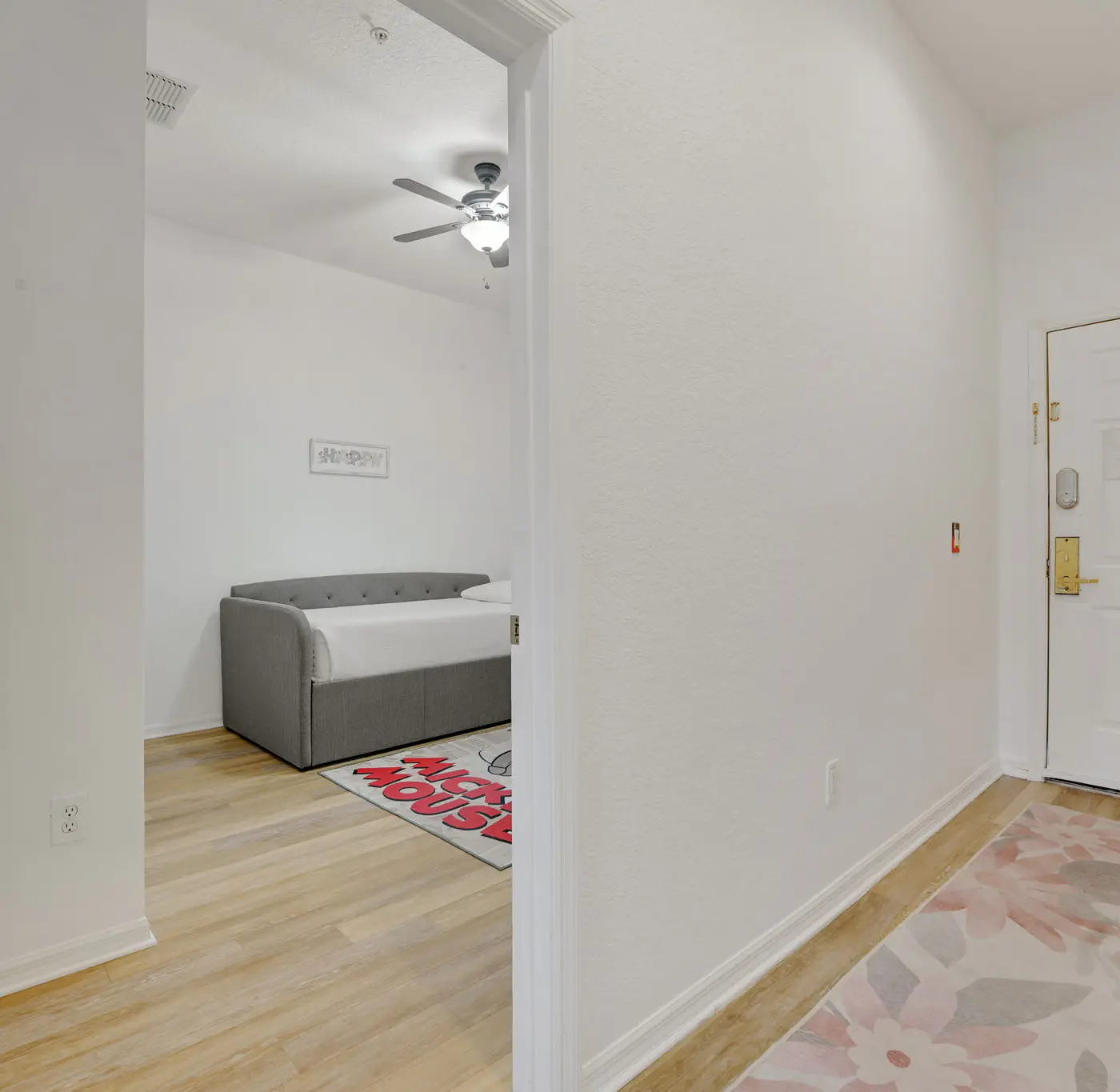 Resort Condo with Balcony Near Disney