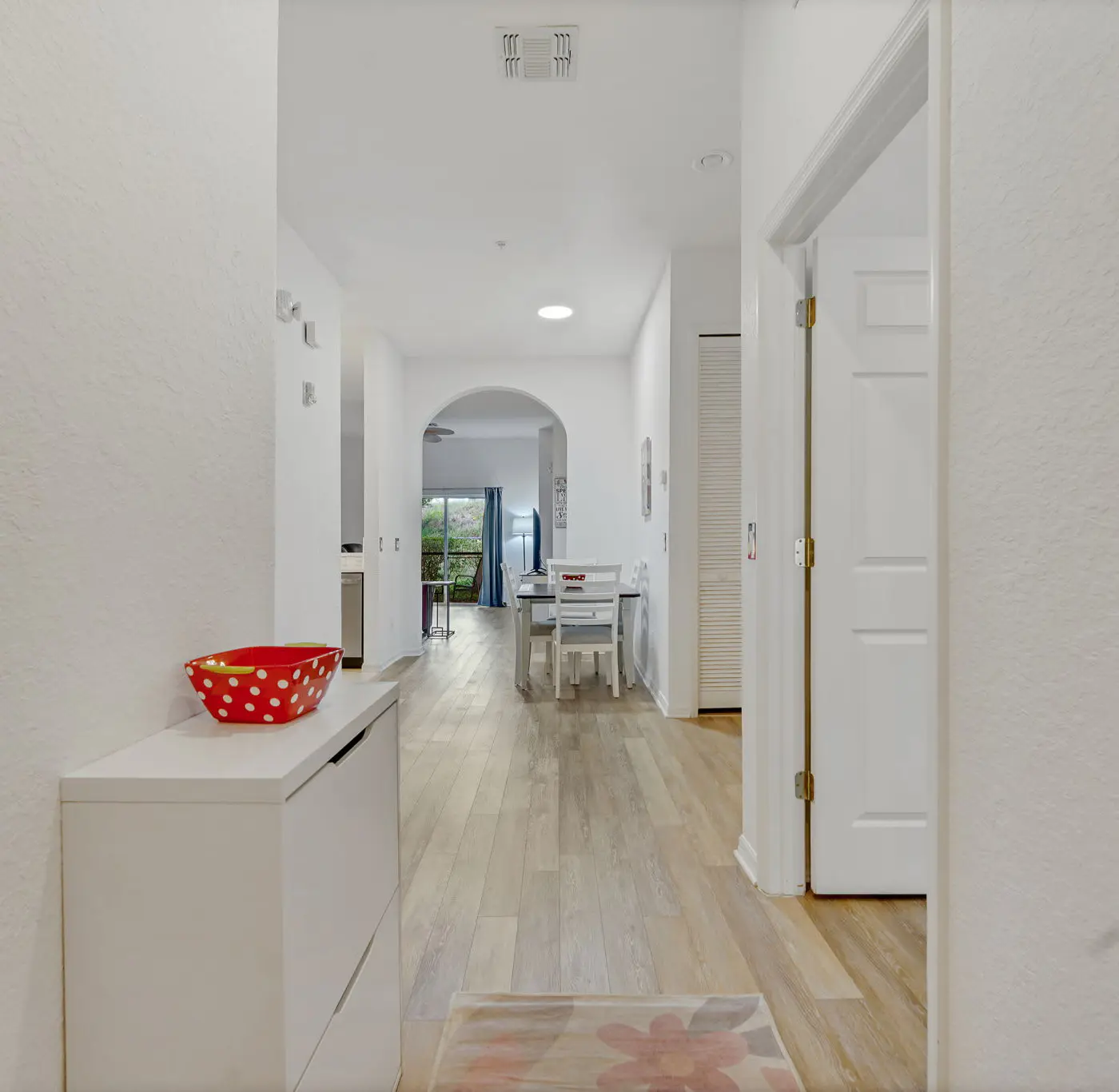 Resort Condo with Balcony Near Disney