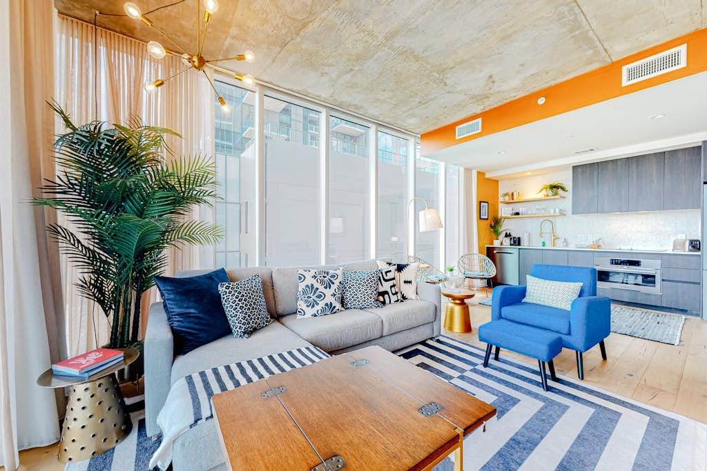 Natiivo Austin Suite Spot