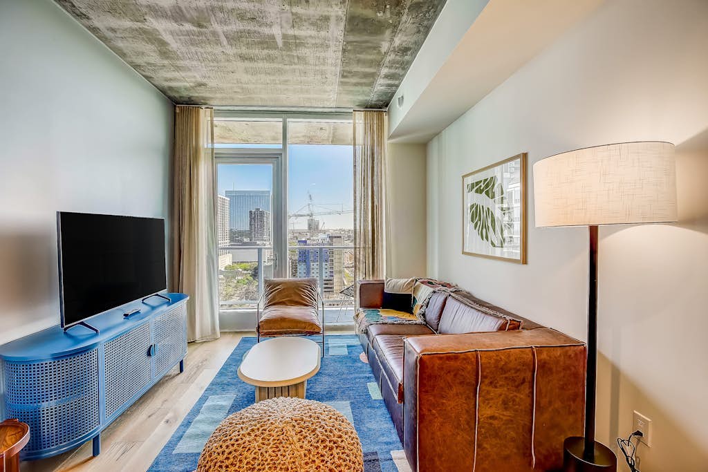 Natiivo Austin Skyline Vistas