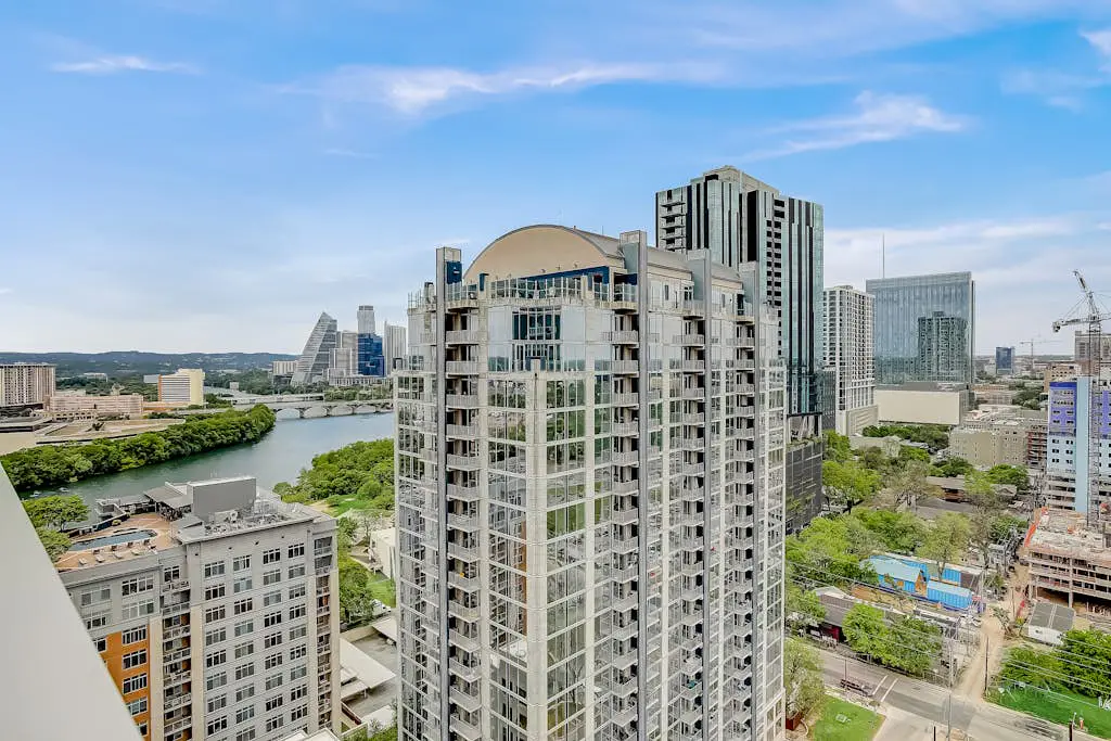Natiivo Austin Skyline Vistas