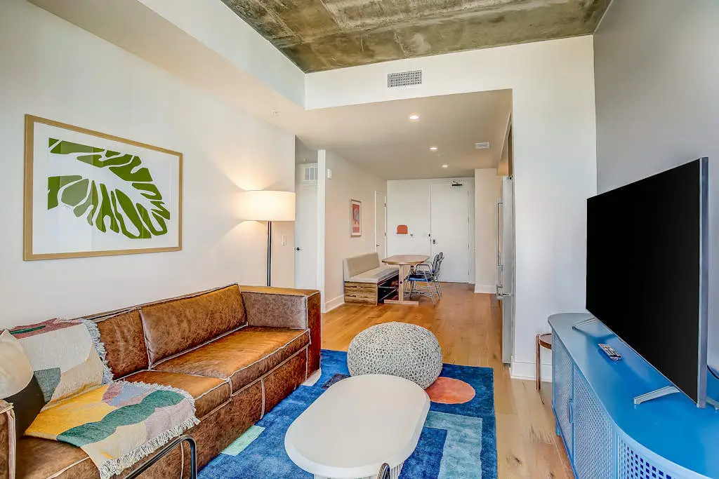 Natiivo Austin Skyline Vistas