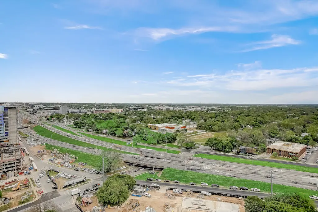 Natiivo Austin Skyline Vistas