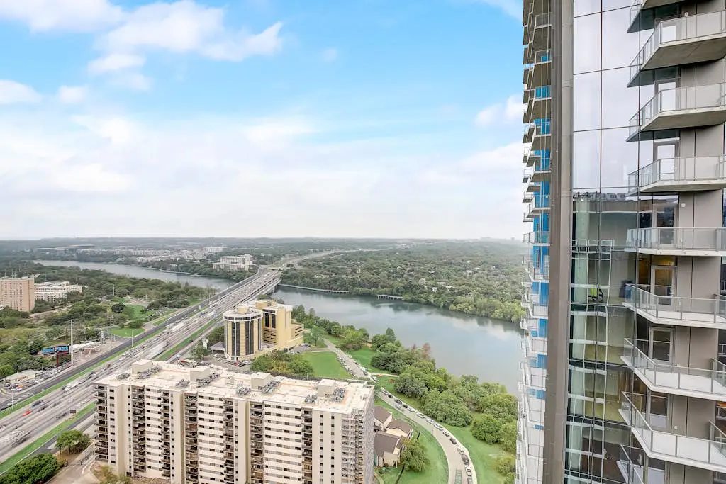 Natiivo Austin Skyline Vistas