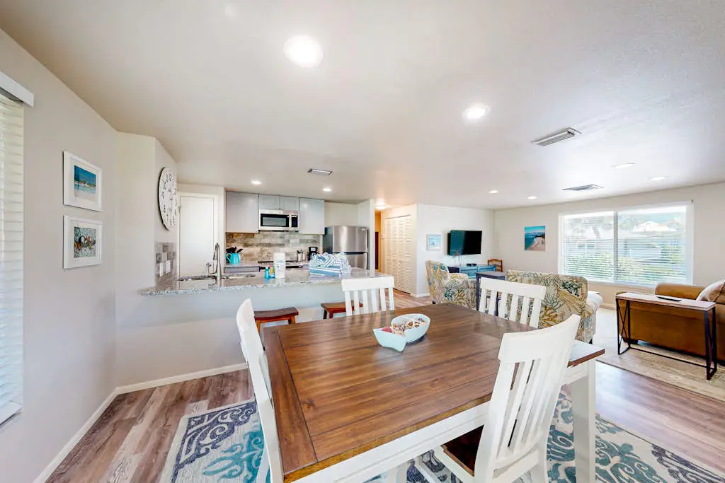 South Bay Inn 4