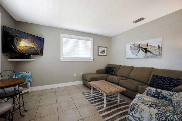 Renovated walk-up duplex with private pool & outdoor lounge - walk to beach