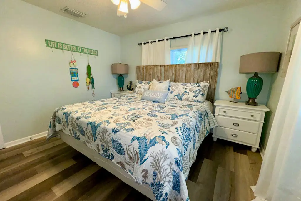 Nautical Nook at Bayview Inn