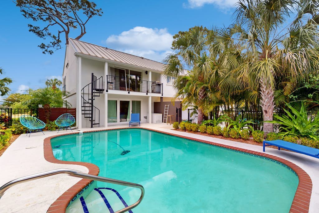 Luxe bay-view escape with private pool, kayak, grill/ice box, & all-new interior