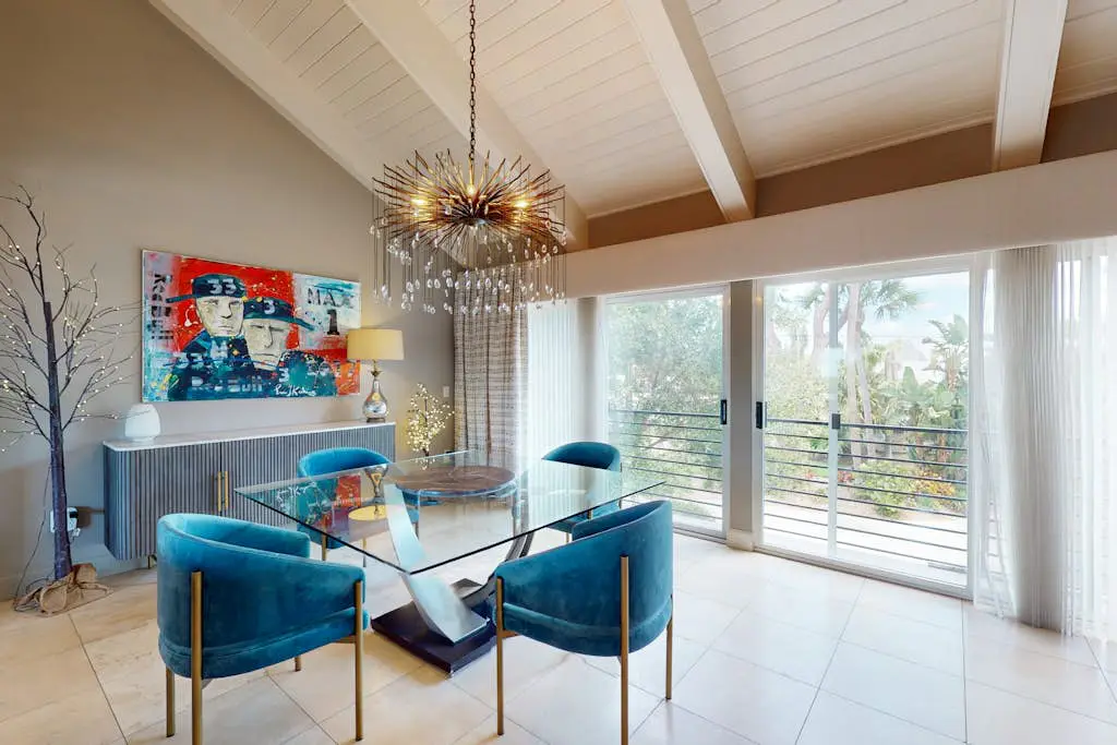 8 Pines - Sarasota Bay