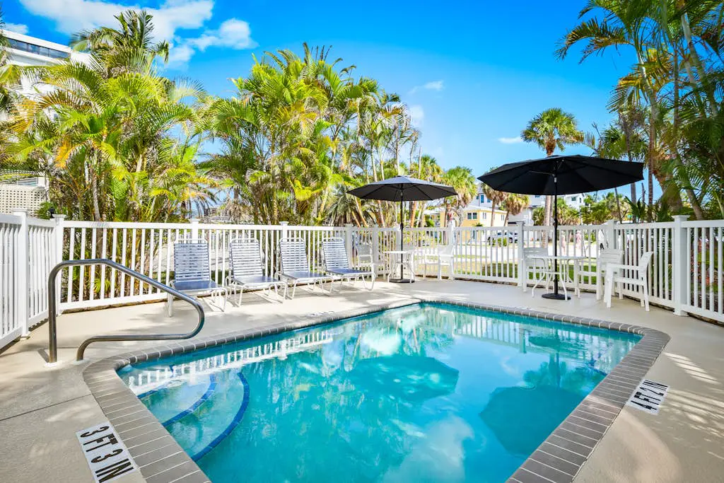 Parrot Beach Cottages Suite #3