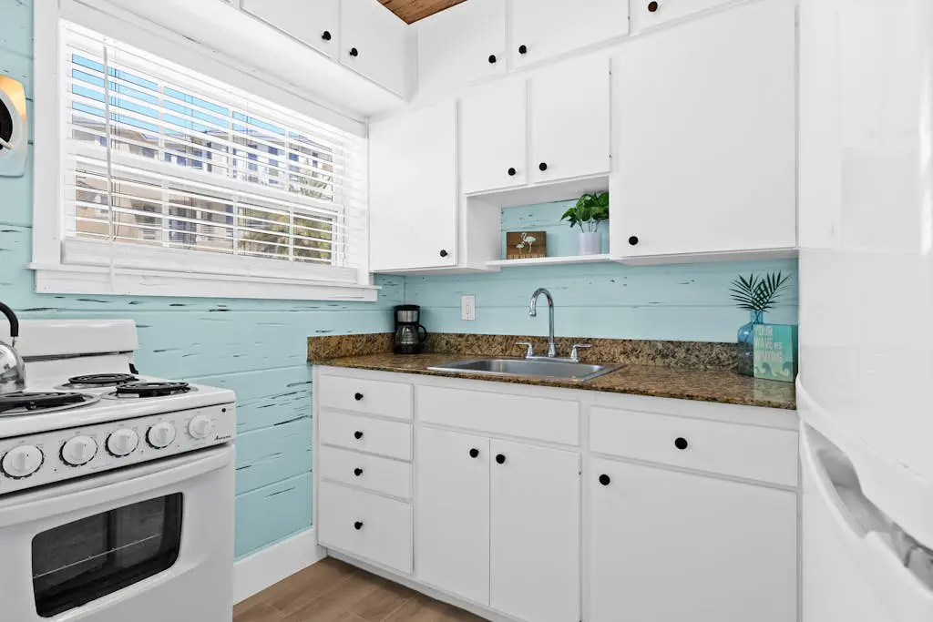 Parrot Beach Cottages Suite #3