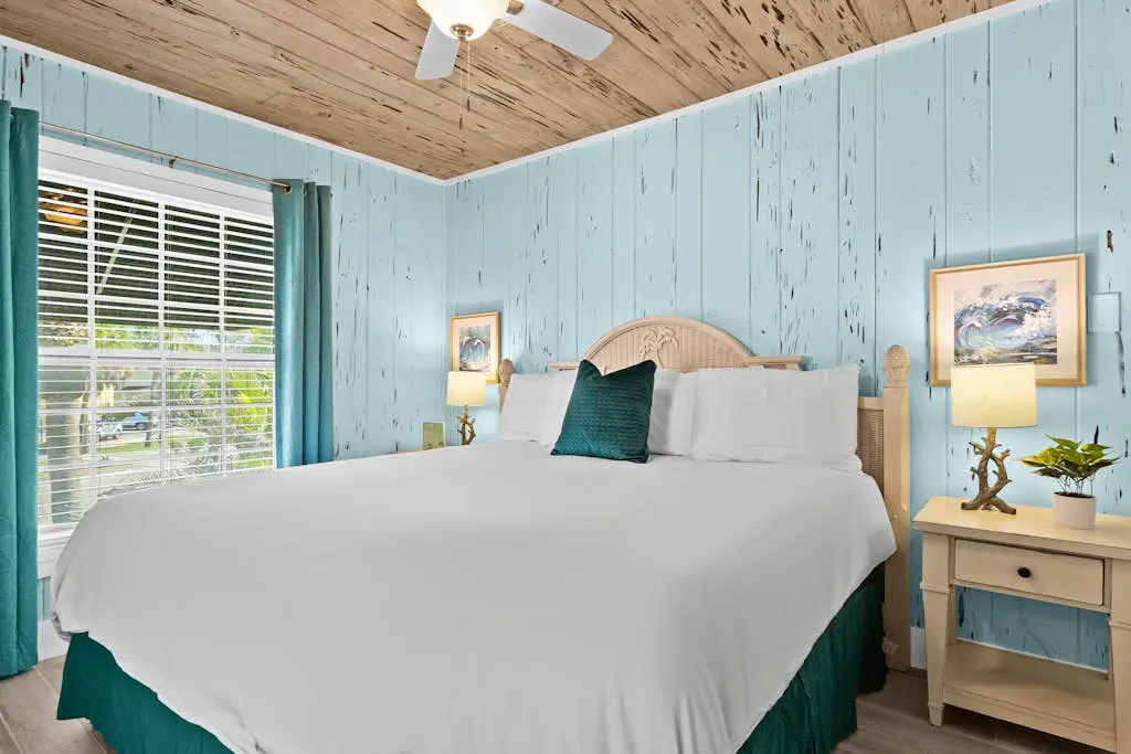 Parrot Beach Cottages Suite #3