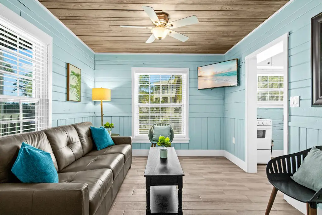 Parrot Beach Cottages Suite #3
