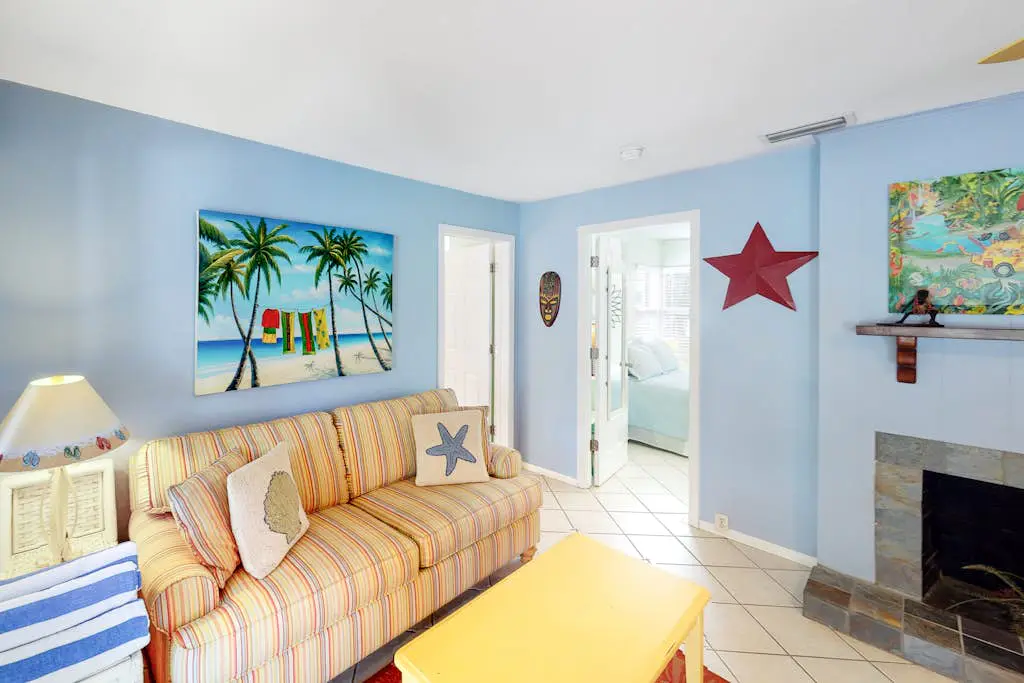 21 Palms Unit A