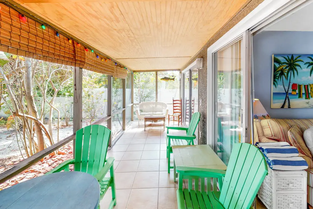21 Palms Unit A