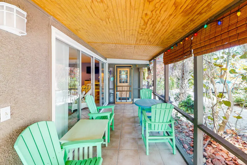 21 Palms Unit A