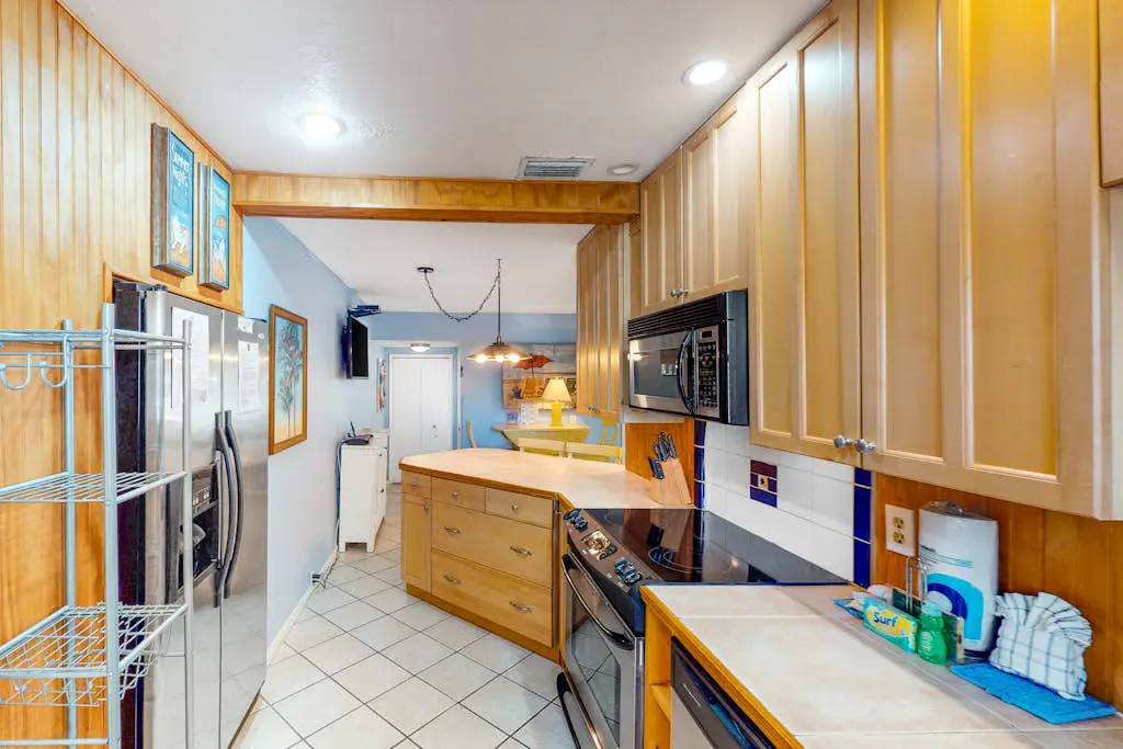 21 Palms Unit A