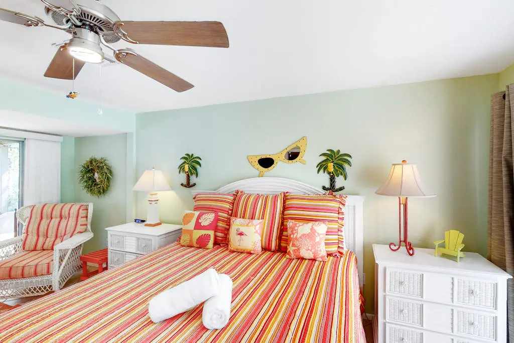 21 Palms Unit A