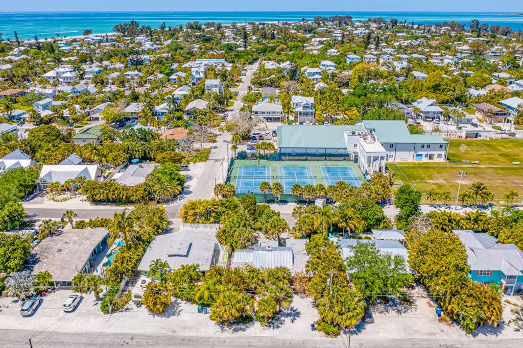 21 Palms Unit A