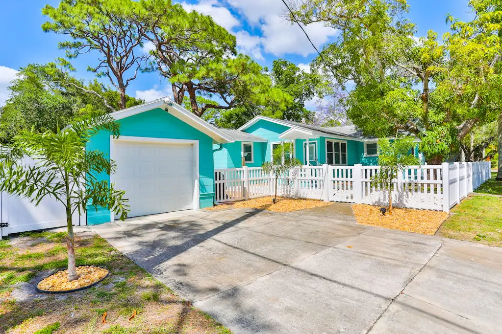 Bradenton  3 Dog-Friendly Retreat w/1Gig