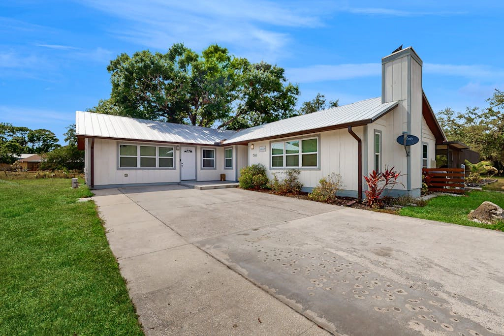 Seabreeze Acre