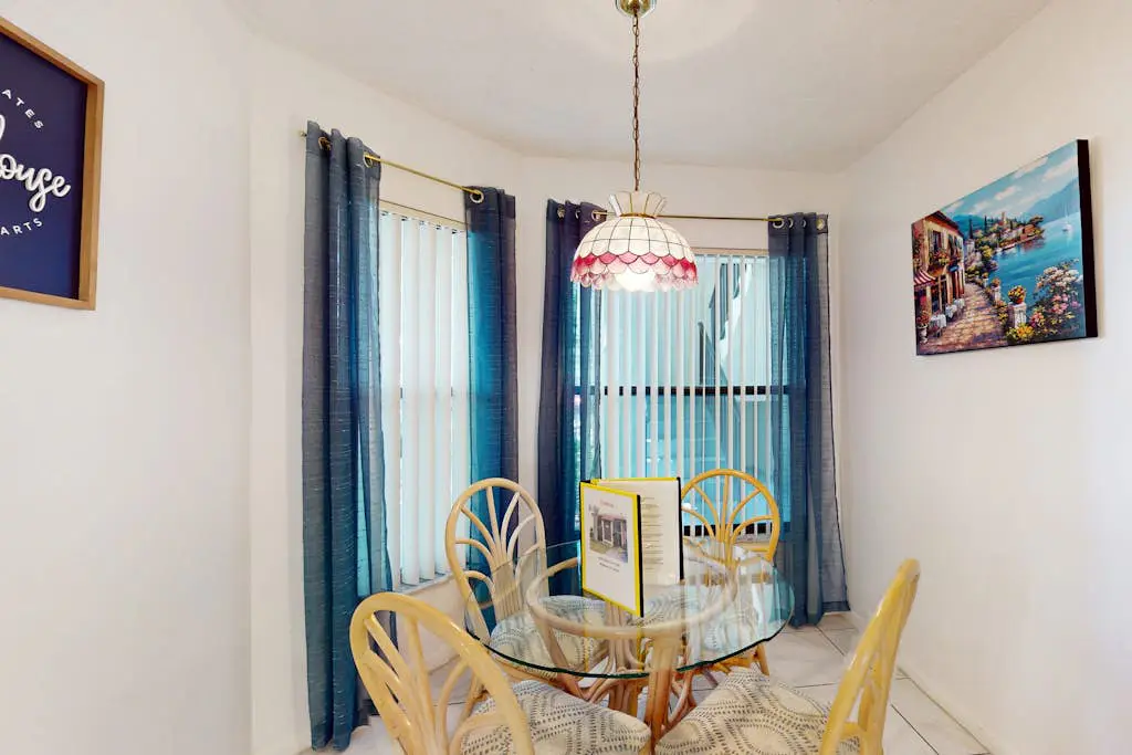 Shorewalk Villa