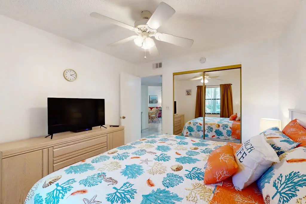 Shorewalk Villa