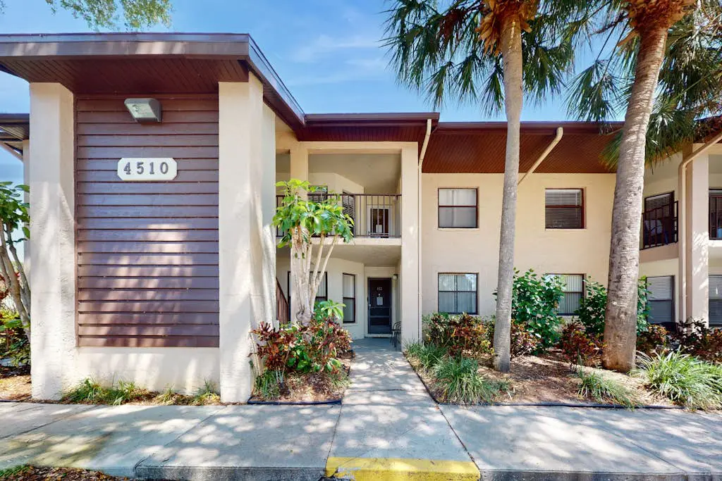 Shorewalk Villa