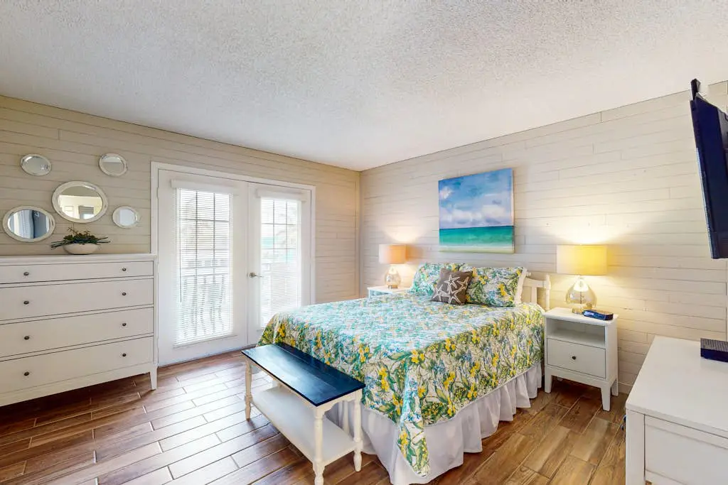 Sunset Terrace 206