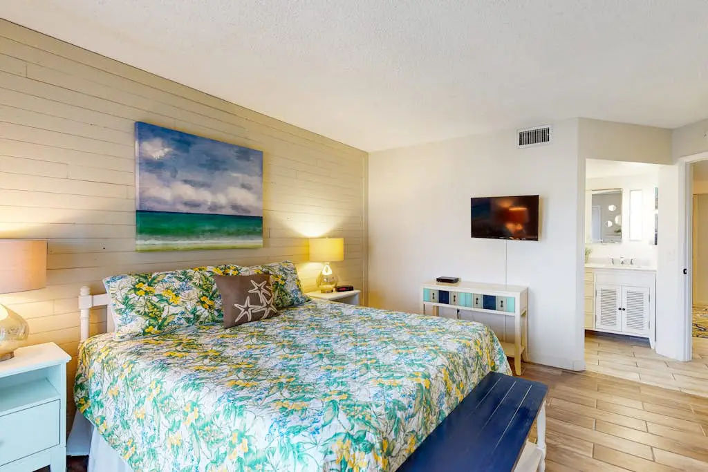 Sunset Terrace 206