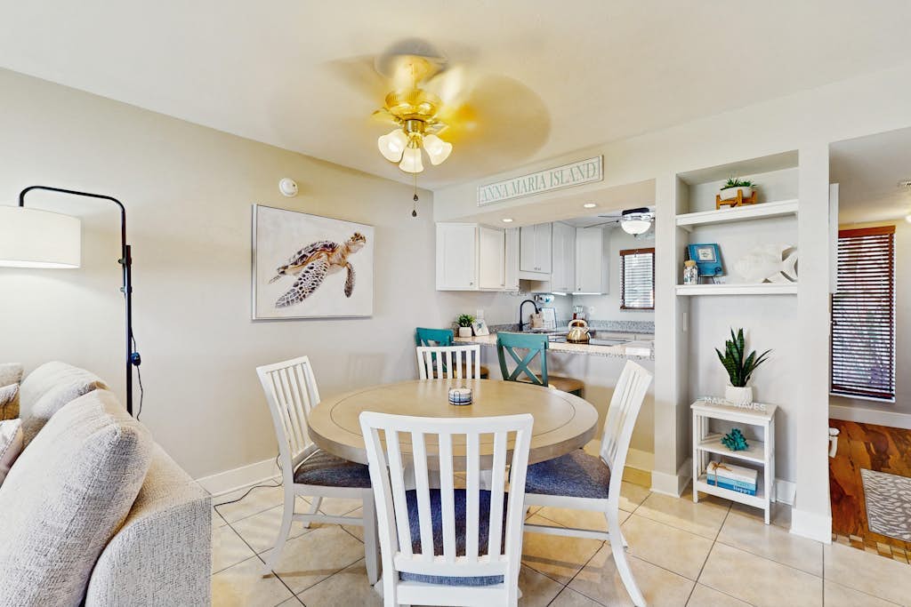Canalfront, Dog-Friendly Condo w/ High-Speed WiFi & Central AC - Snowbirds OK