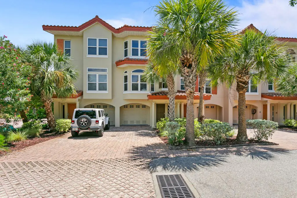 Bradenton Beach Club #13