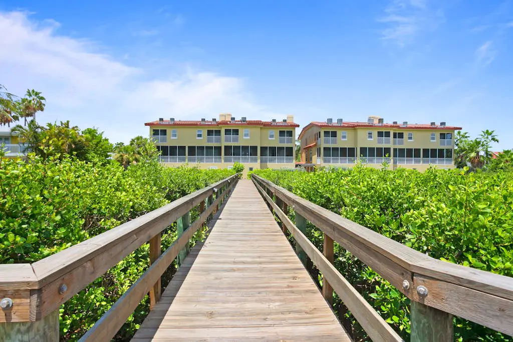 Bradenton Beach Club #13